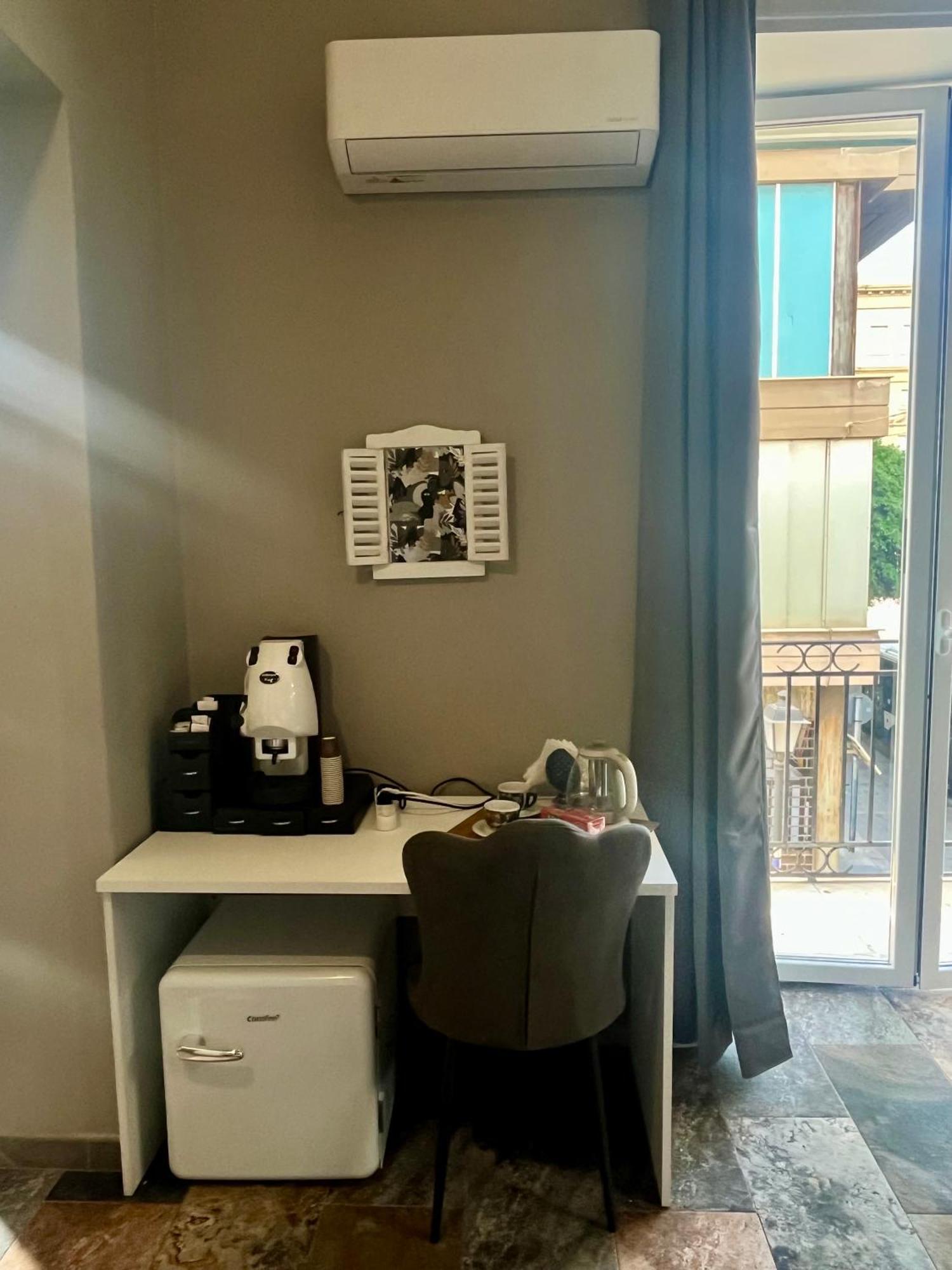 B&B Dimora Emily Παλέρμο Εξωτερικό φωτογραφία